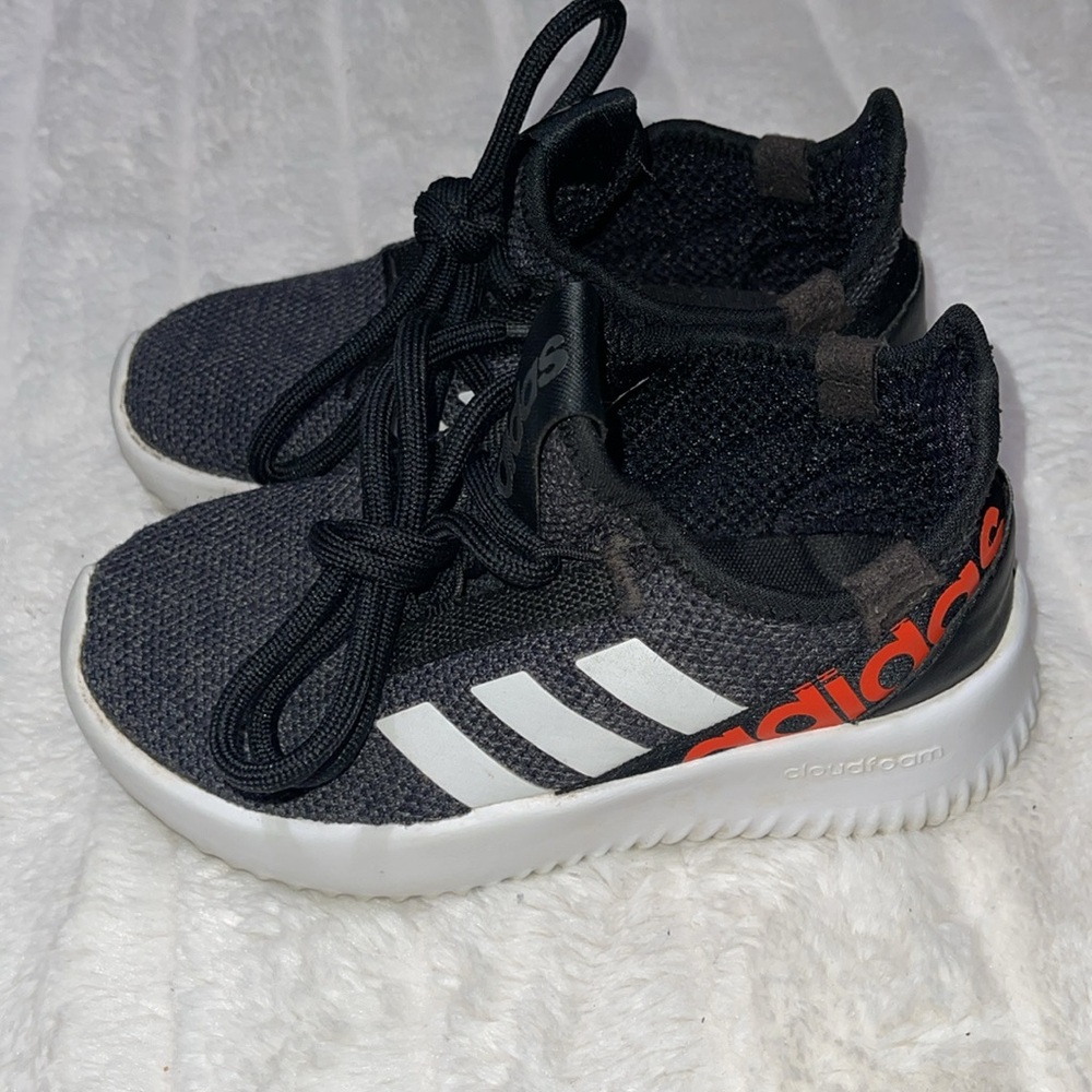 Adidas - Picture 10 of 10